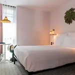 Hotel Mama Shelter