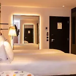 Hotel Mama Shelter 3*