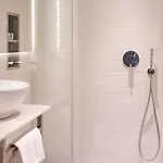 Mama Shelter Hotel 3*