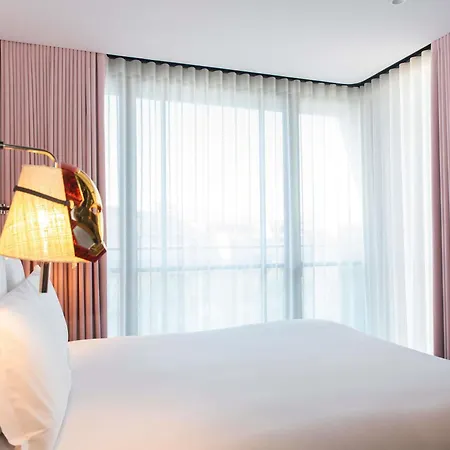 Mama Shelter Hotel
