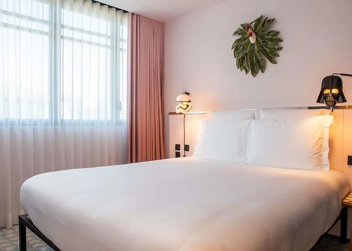 Mama Shelter Hotel