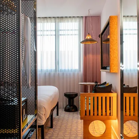 Mama Shelter Hotel 3*