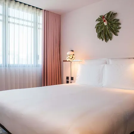 Hotel Mama Shelter 3*