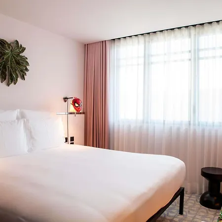 Mama Shelter Hotel 3*