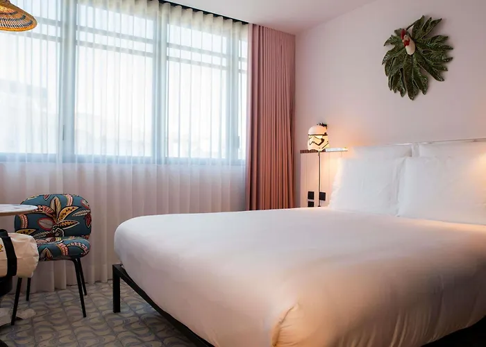 ホテル Mama Shelter