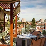 Mama Shelter Hotel