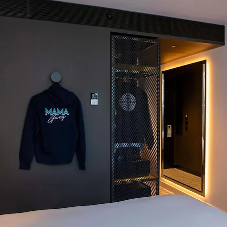 Mama Shelter Отель 3*