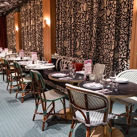 Mama Shelter מלון