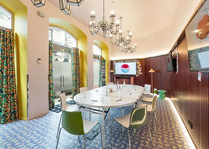 Mama Shelter Hotel 3*