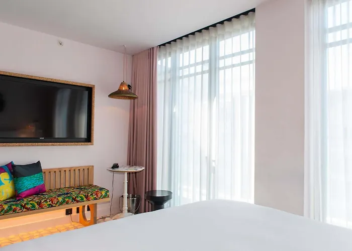 Mama Shelter Hotel 3*